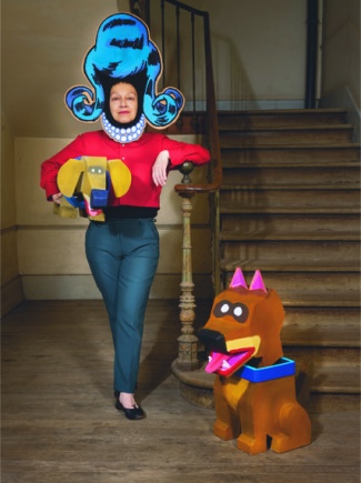 ELLE CHIE DANS LA COLLE